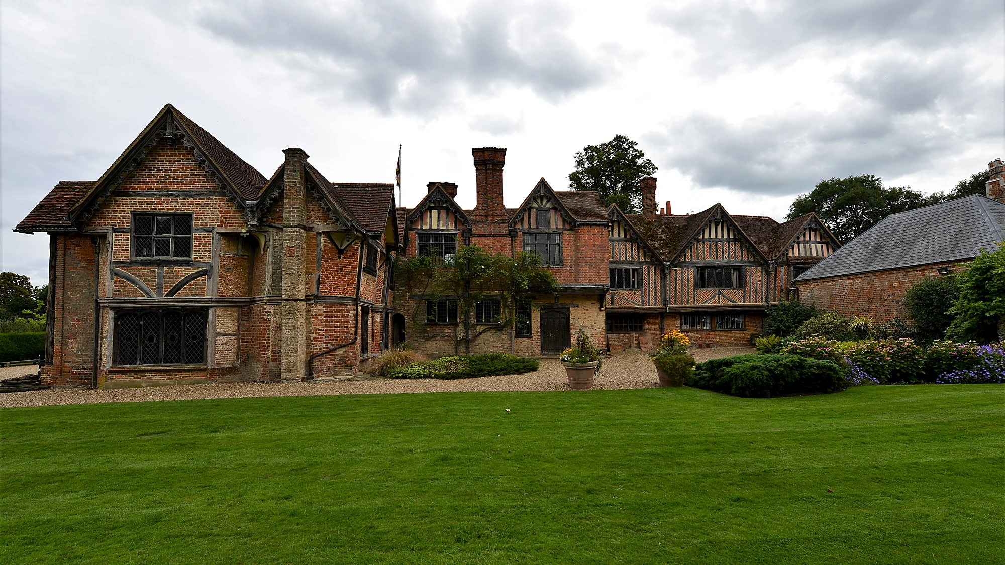 Dorney Court Tudor manor house wedding venue near Windsor